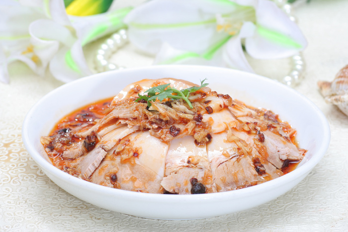 蒜泥白肉  18元