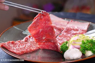 烤肉类生排的美食图片