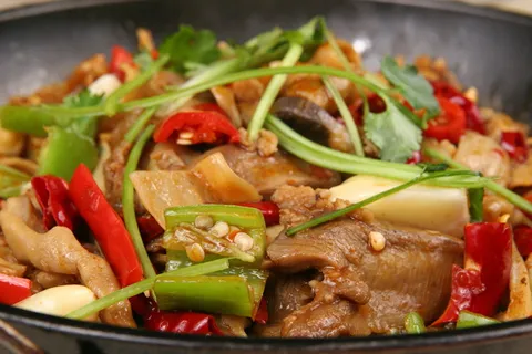 美味馋人的干锅肥肠图片-第2张 美味馋人的干锅肥肠图片-第2张