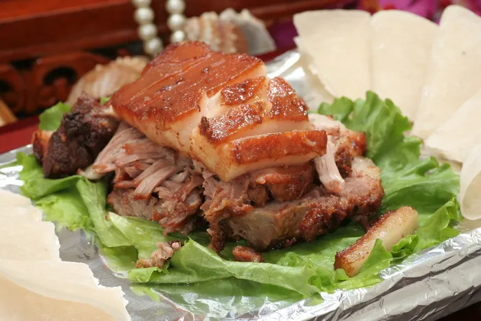 砧板酱香肘  38元