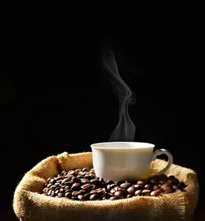 咖啡与咖啡豆高清图片