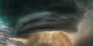 天空  云朵 高清图 空中 空气 旋风 云