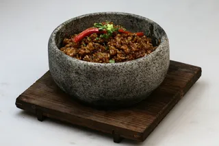 32石锅酱油炒饭-乡村小镇