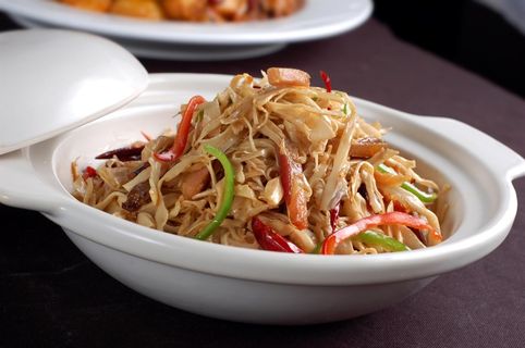 砂锅石锅美食煲类特色菜煲仔脆笋