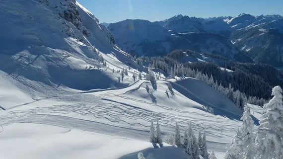 冬天白雪背景风景 冬天白雪背景风景