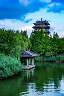 高清济南明湖风景图片