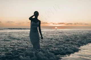 海边人体美女写真摄影