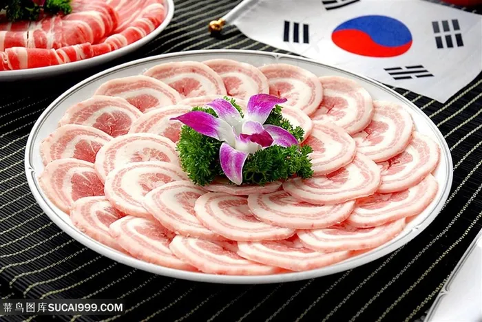 烤五花肉的美食图片