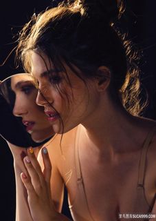 化妆品模特美容