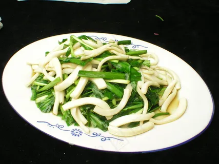 家常菜|美食|菜谱|菜单|0624墨鱼丝炒韭菜 家常菜|美食|菜谱|菜单|0624墨鱼丝炒韭菜
