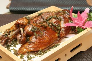 洪湖茶香鸭48元只  26元半只