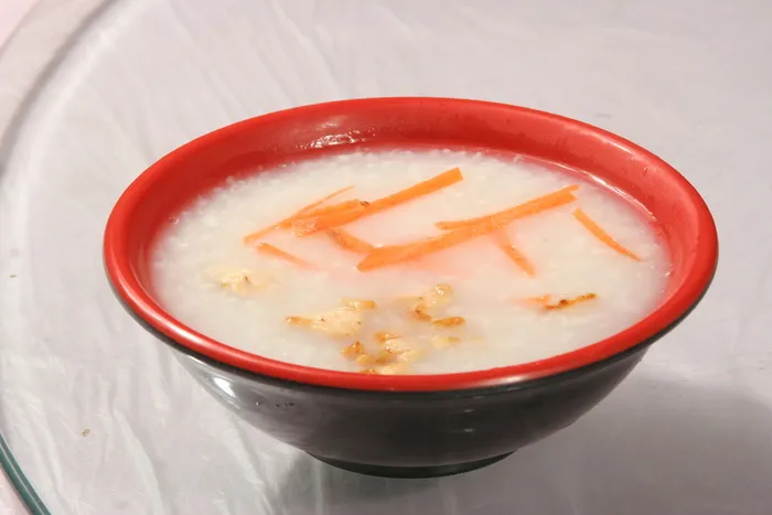 鸡丝胡萝卜粥 (1)