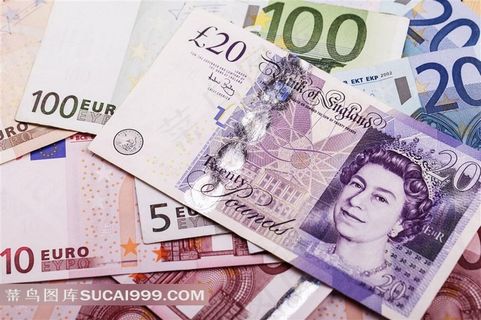 成堆的纸钞背景