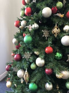 圣诞节圣诞树装饰挂件金色蓝色银色黄色圣诞球特写近景(25)