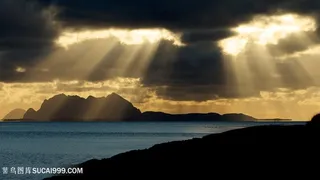 唯美湖畔风景画壁纸