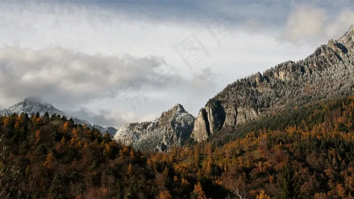阿尔卑斯山冬季风景图片 阿尔卑斯山冬季风景图片