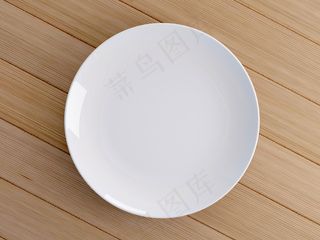 白色餐盘高清图片