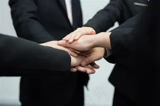 搭手的商务团队