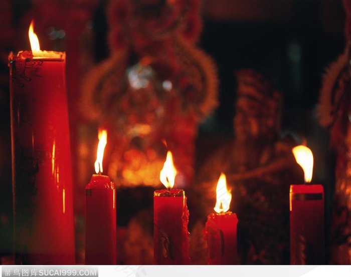 黑夜燃烧的蜡烛