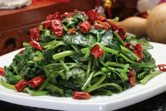 炝炒菠菜