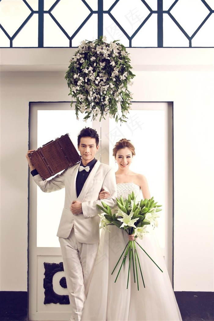 时尚文艺恋人婚纱高清大图