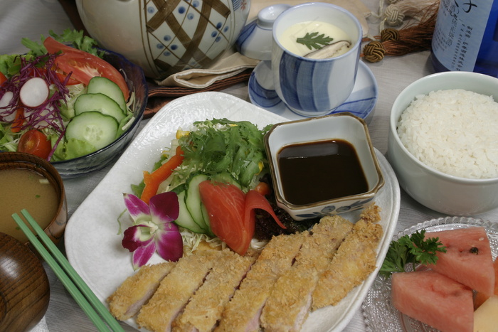  炸猪排定食_  