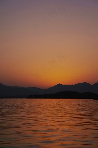 黄昏山水景色图片