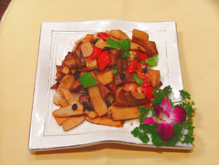 21年糕回锅肉 定州江苏