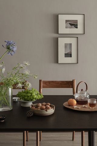 现代简约灰色高级餐桌场景厨房设计