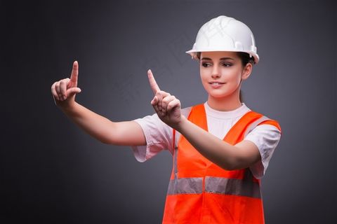 正在用手比划的外国美女高清摄图 正在用手比划的外国美女高清摄图