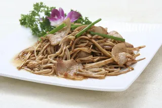 香菌小炒肉28元 (4)