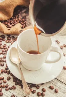 桌上香浓的咖啡 桌上香浓的咖啡