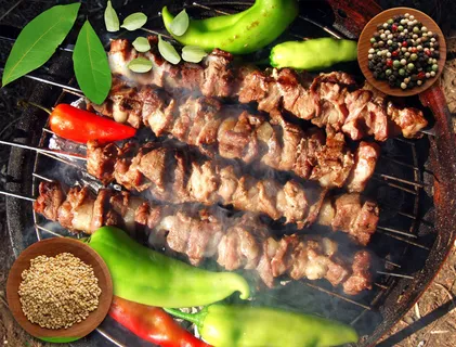 烧烤  烤串  羊肉串  羊肉串图片  夜市小吃 烧烤  烤串  羊肉串  羊肉串图片  夜市小吃