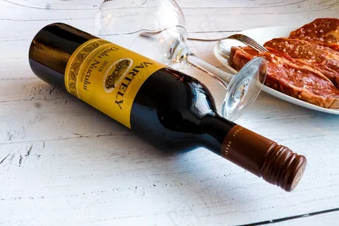 牛排红酒图片 牛排红酒图片