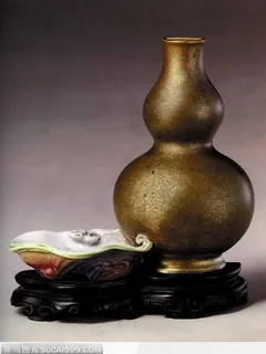 中华传统工艺-镀金的葫芦瓷器 中华传统工艺-镀金的葫芦瓷器