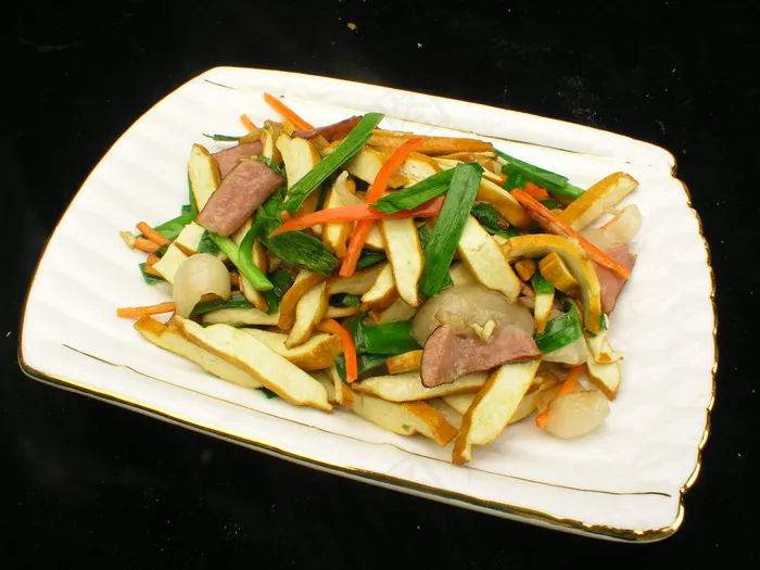 0033韭菜香干炒腊肉