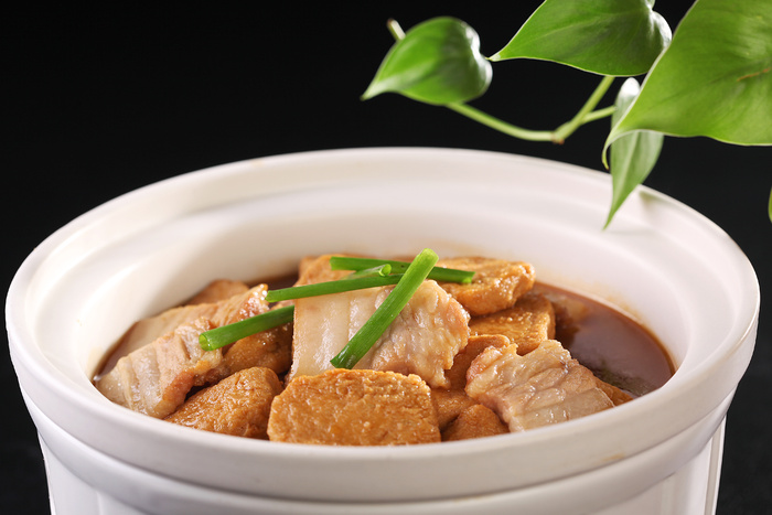 咸肉素鸡煲 (3)