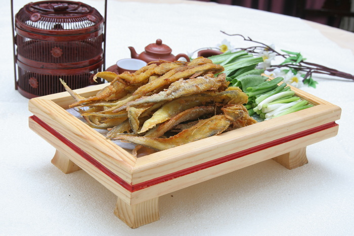 煎饼卷黄河刀鱼26元 (5)