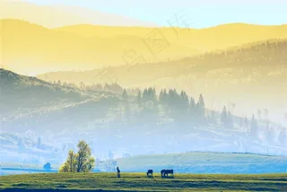 唯美草原山川景色图
