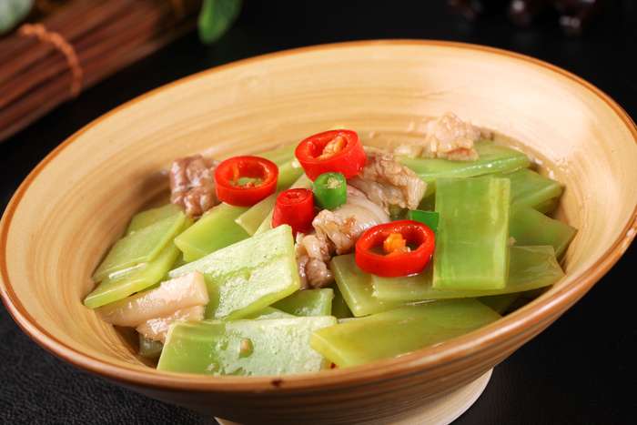 小炒青笋 (1)  用此