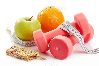 水果哑铃跟卷尺