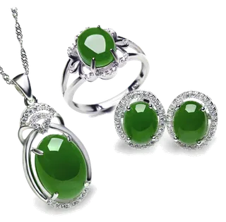 优雅绿宝石珠宝套装