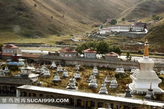 四川塔公寺旅游景观图片