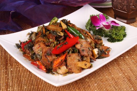 0911CC-540酸菜炒腊肉