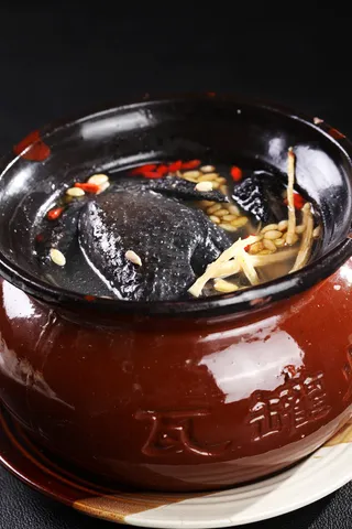 D00739乌鸡滋阴养颜汤