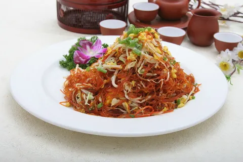 鲍汁桂花炒三丝16元. (1)