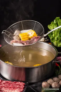 清汤涮羊肉火锅汤底图片