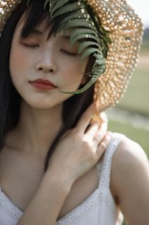 森系唯美意境女生图片