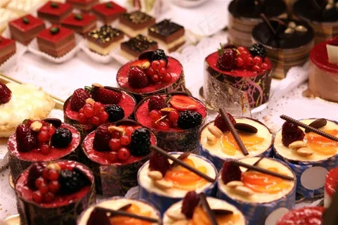 超多的奶油蛋糕