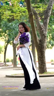 越南服装美女生活照 越南服装美女生活照